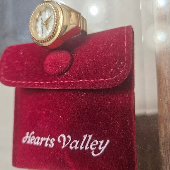 ring/watch - Picture 3 of 3